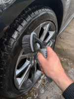 Heavy-Duty Tire Cleaning Brush - Image 3